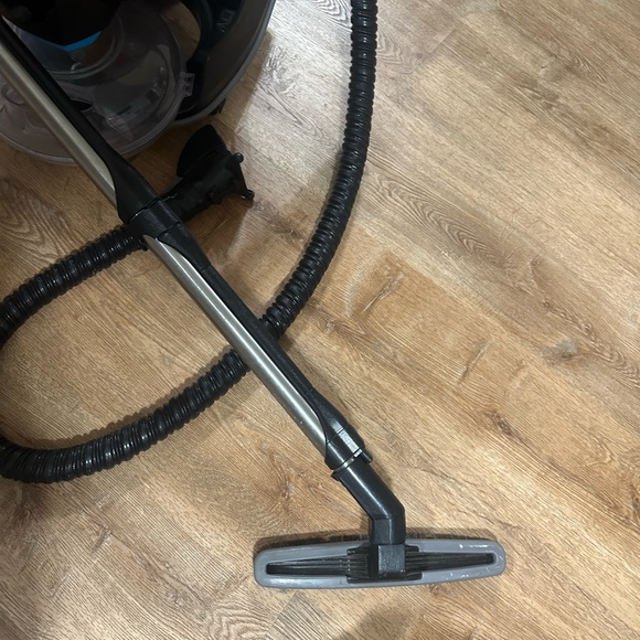 Rainbow SRX Black and Blue Cleaning System - Picture 4 of 8